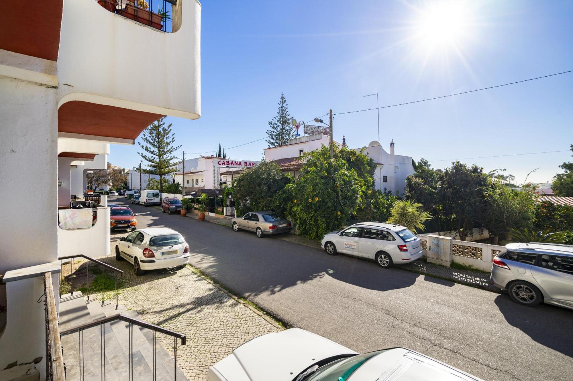 Amazing Flat In Olhos De Agua Apartment Olhos de Agua  Exterior photo